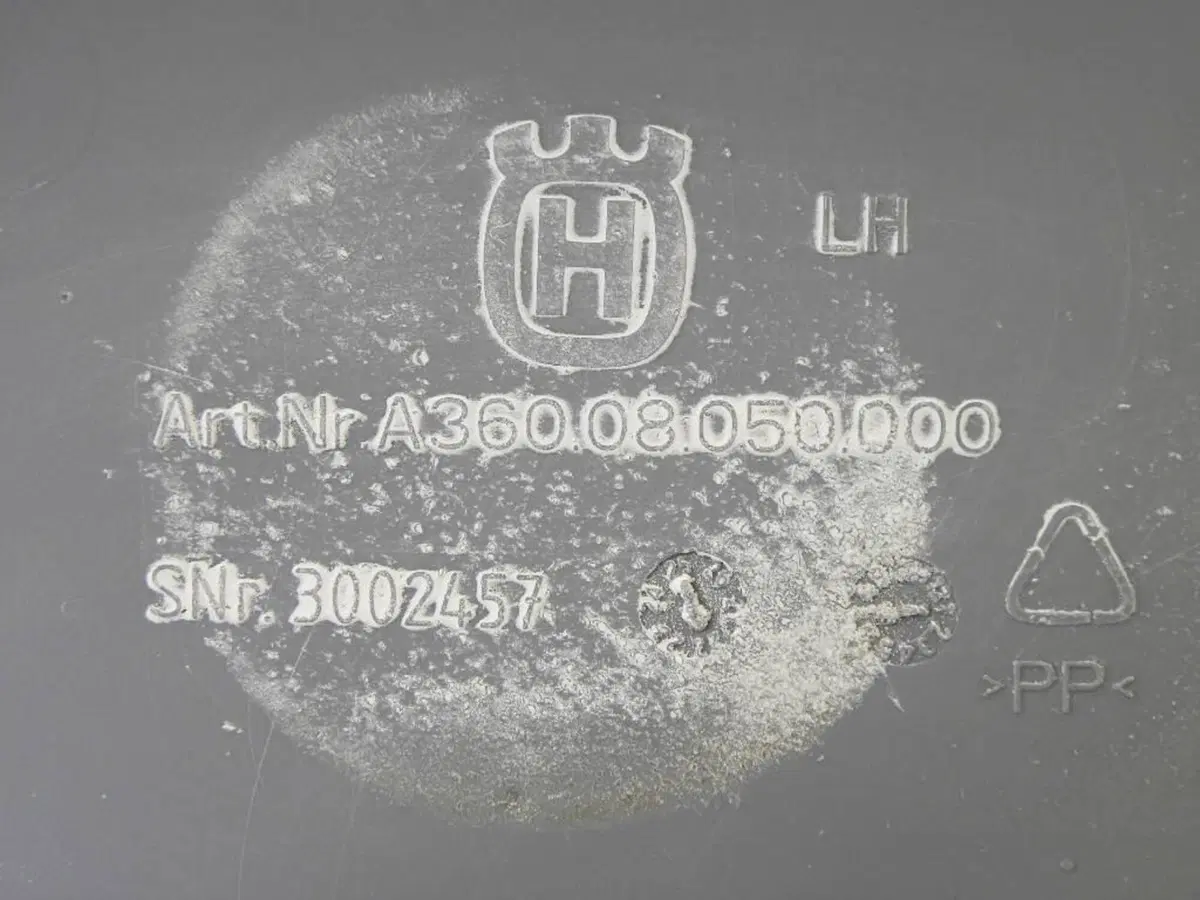 Fiancatine destra e sinistra Husqvarna (8)