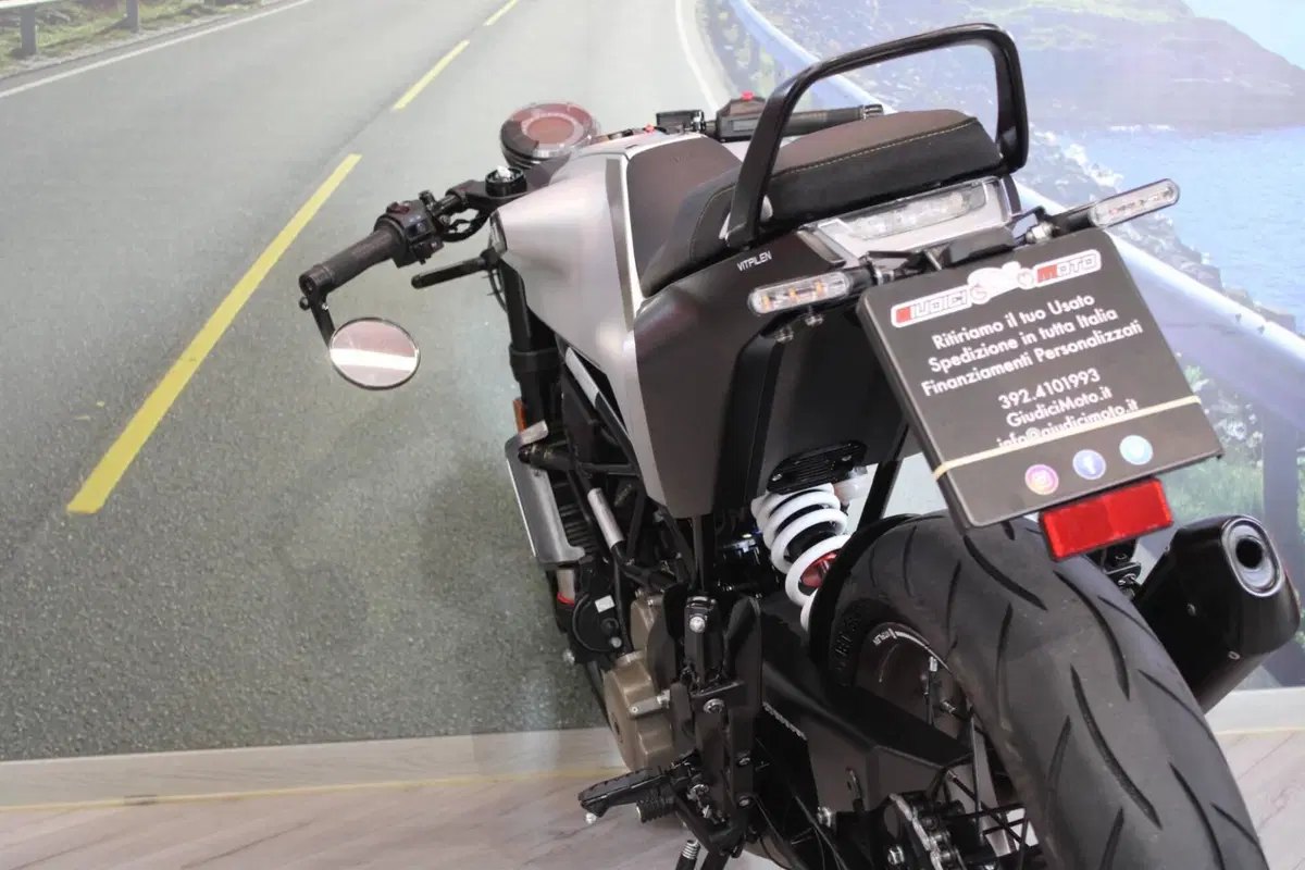Husqvarna Vitpilen 401 (2021 - 23) (17)