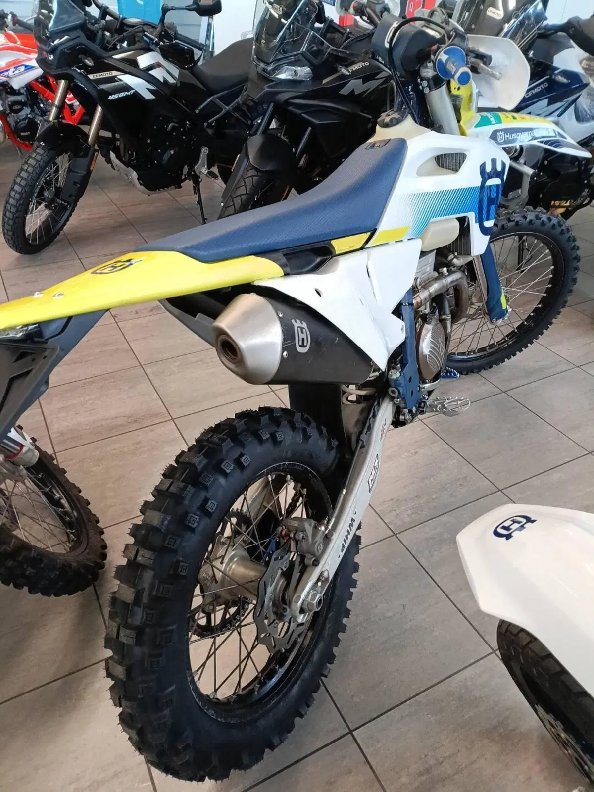 Husqvarna FE 350 (2024) (3)