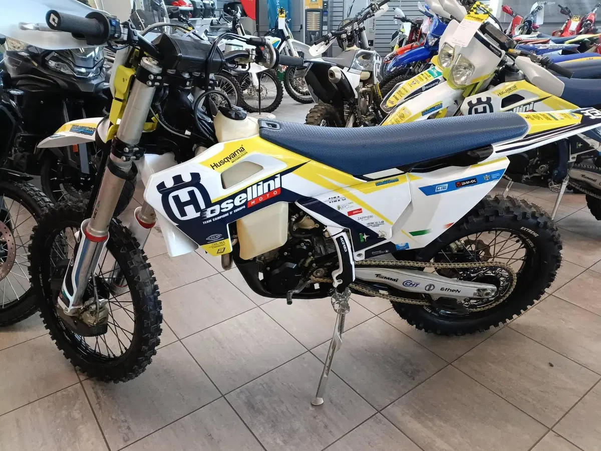 Husqvarna FE 350 (2024) (2)