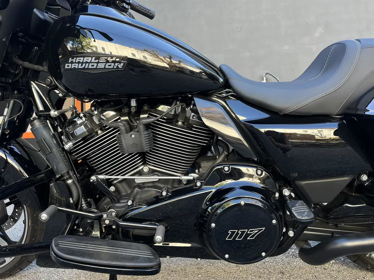 Harley-Davidson Street Glide (2024 - 26) (6)