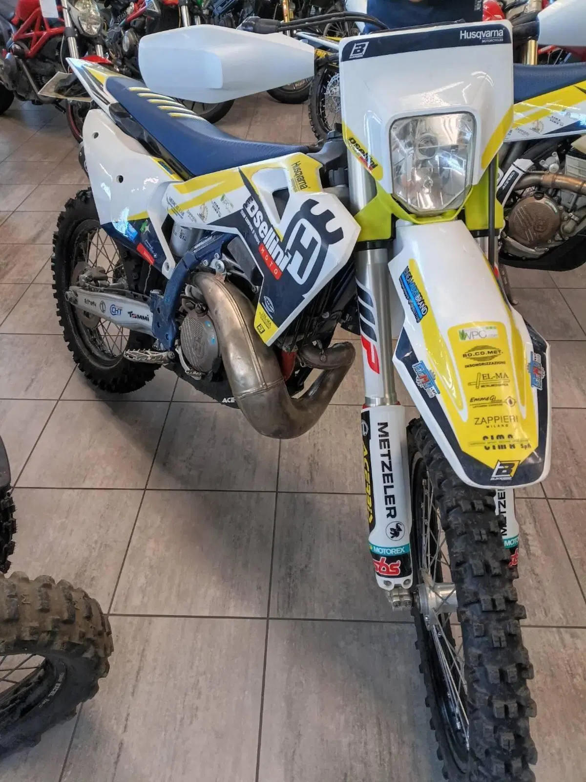 Husqvarna TC 250 (2025) (4)