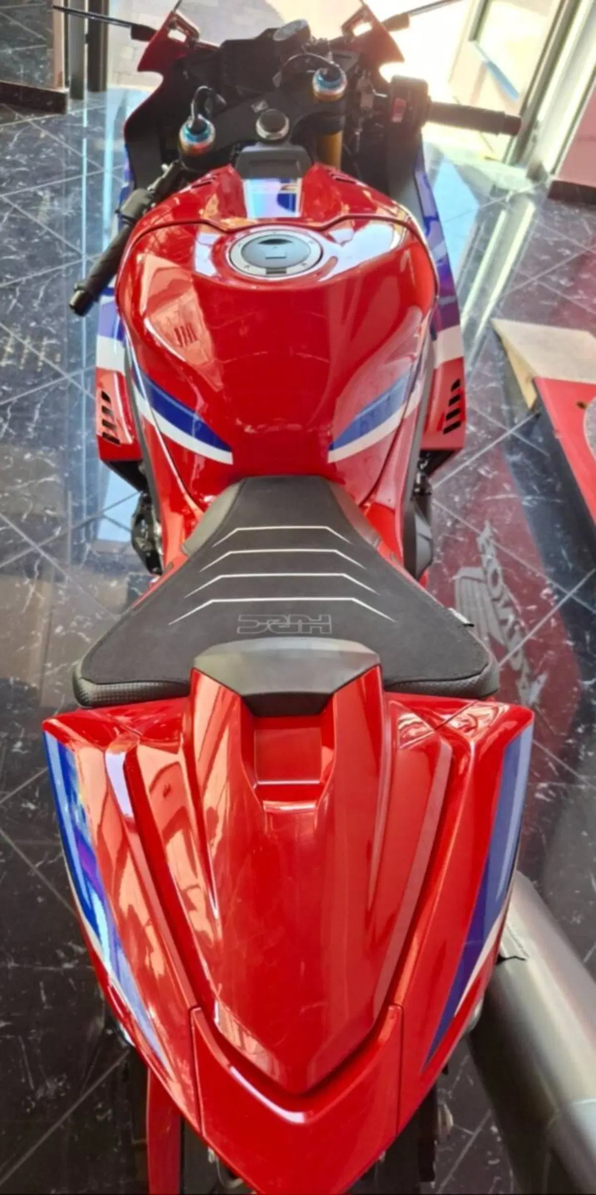 Honda CBR 1000 RR-R Fireblade (2024 - 26) (11)