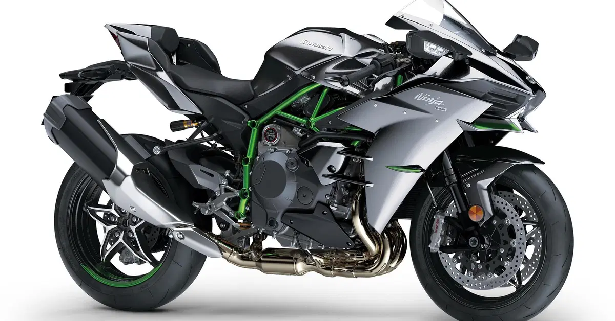 Kawasaki Ninja H2, la leggenda sovralimentata torna nel 2027