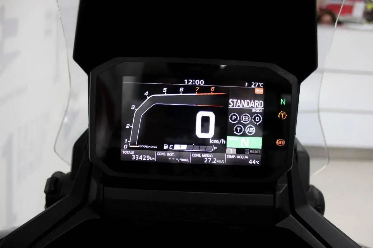 Honda X-ADV 750 DCT (2021 - 24) (6)