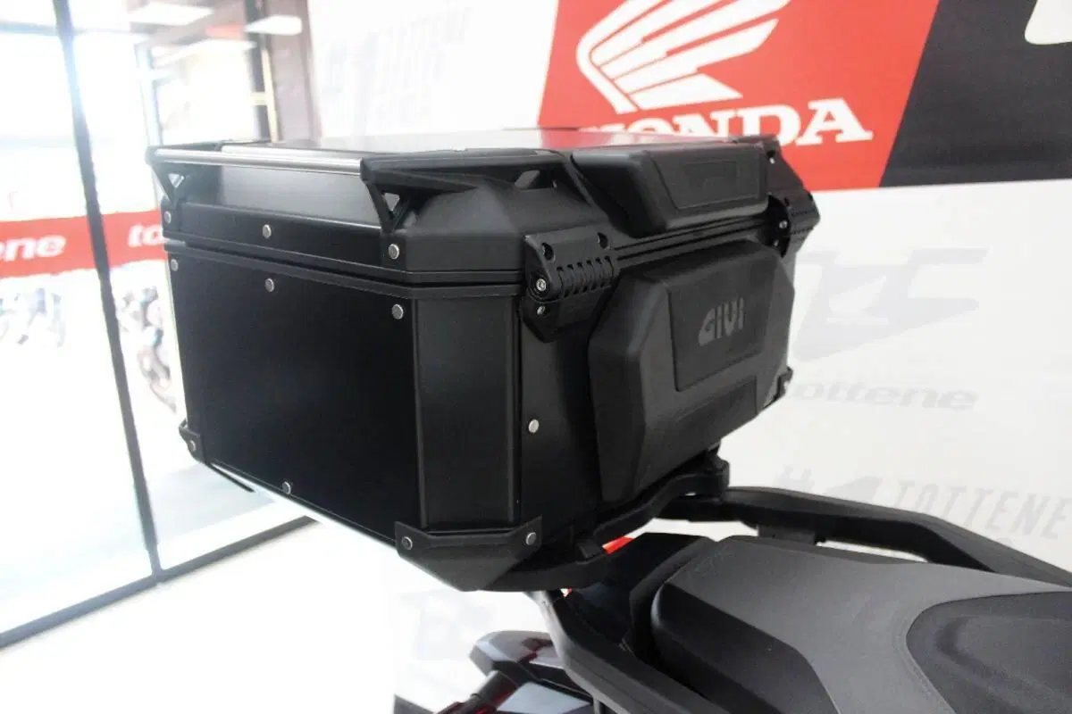 Honda X-ADV 750 (2025 - 27) (5)