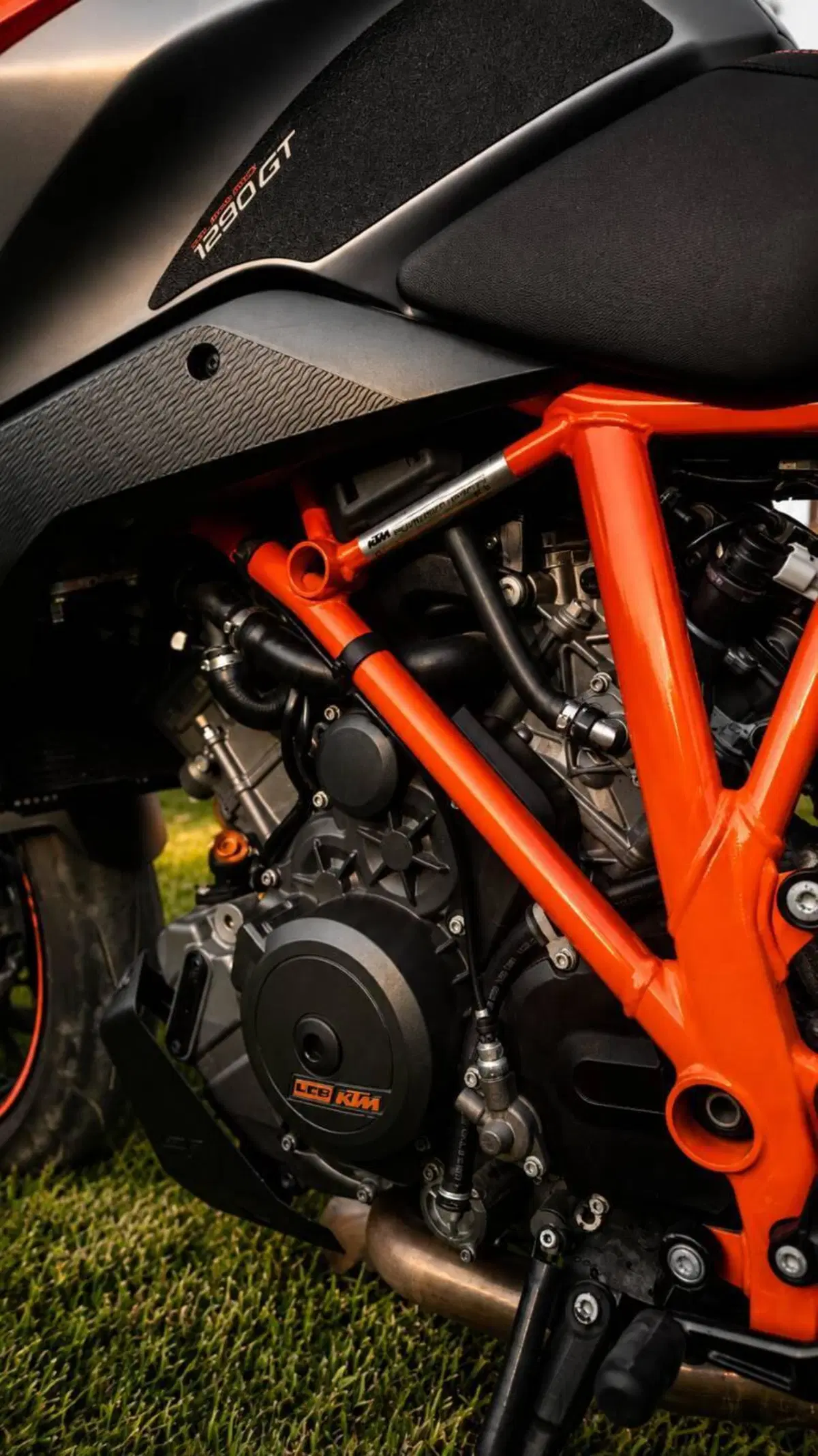 KTM 1290 Super Duke GT (2021 - 25) (10)