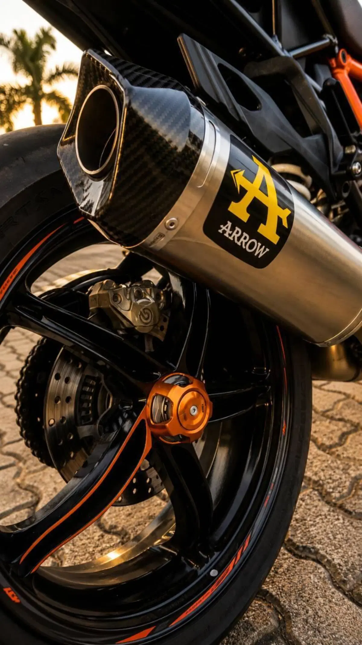 KTM 1290 Super Duke GT (2021 - 25) (9)