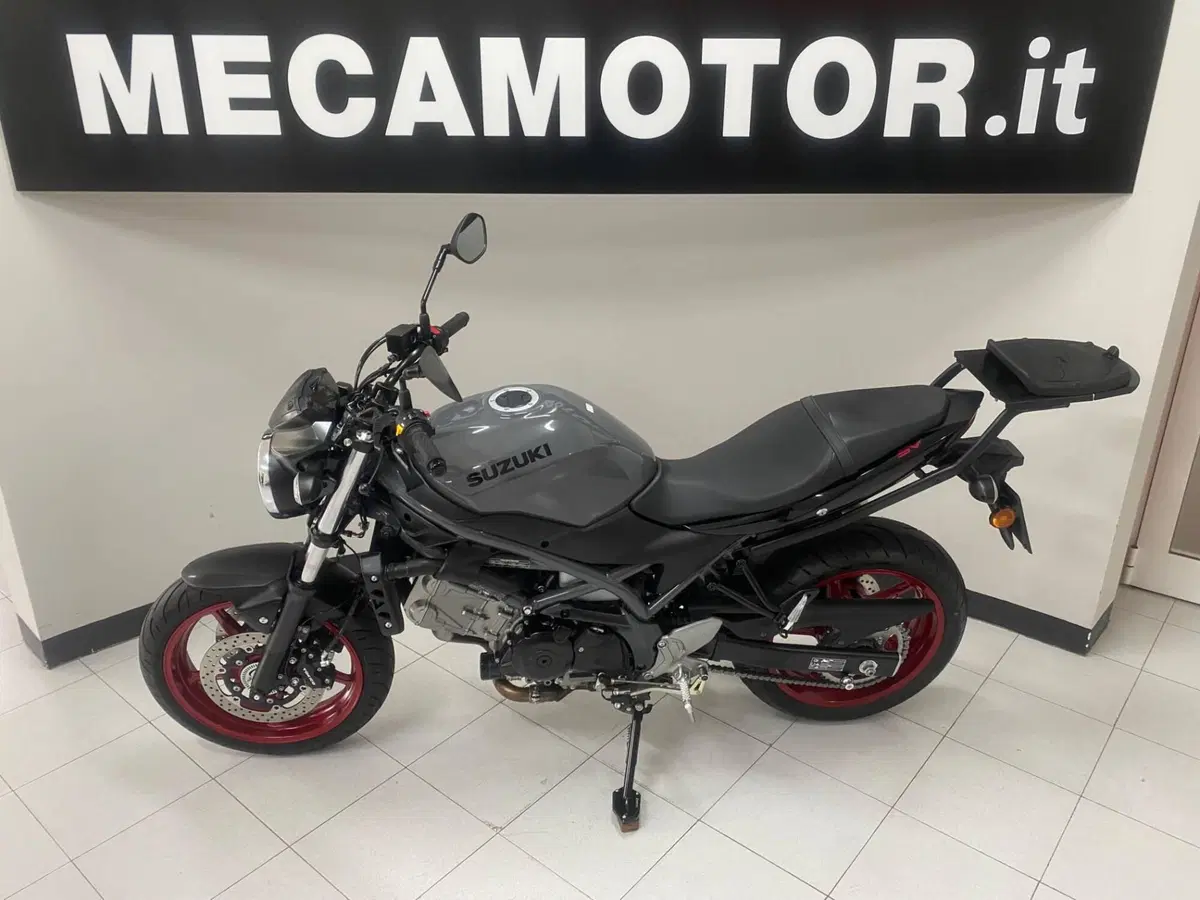 Suzuki SV650 (2021 - 24) (5)
