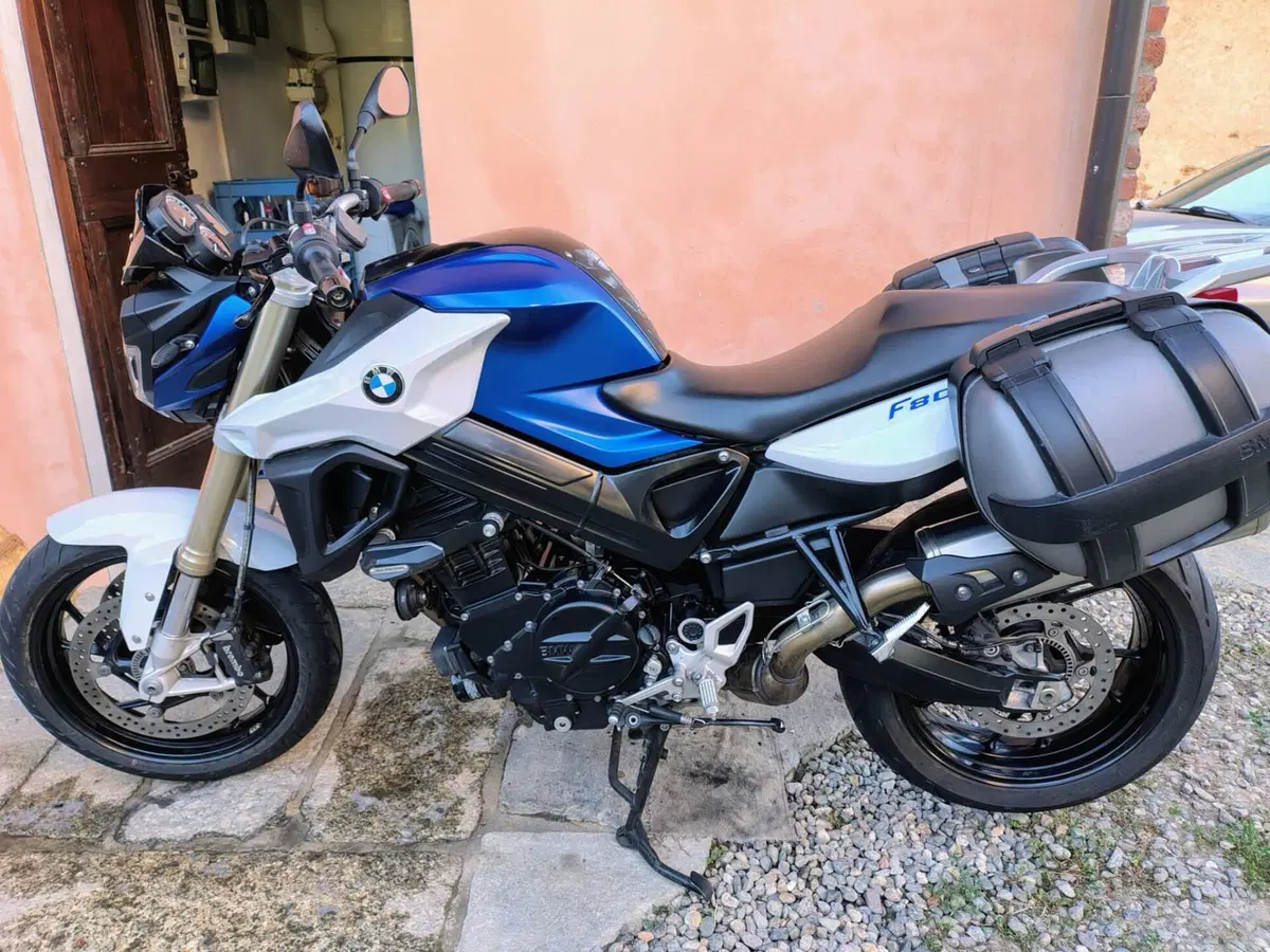 Bmw F 800 R (2015 - 16) (2)