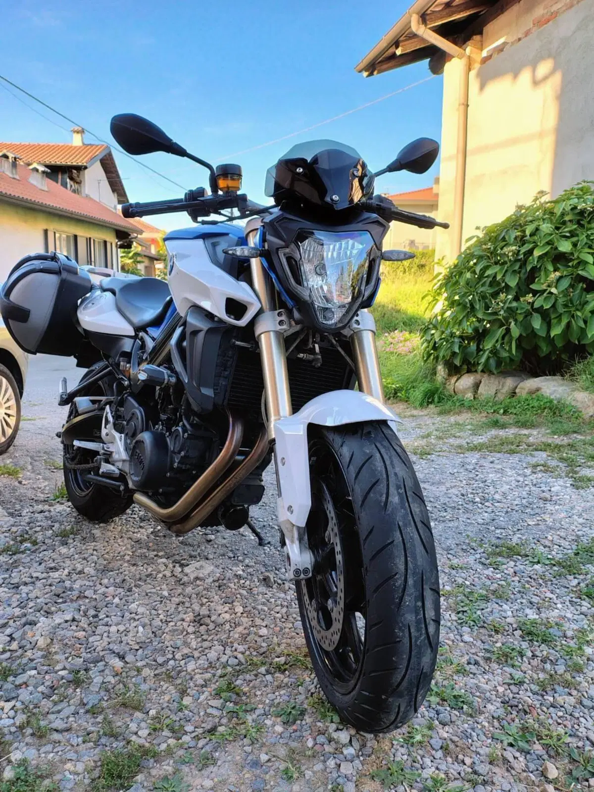 Bmw F 800 R (2015 - 16) (8)