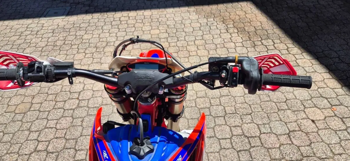 Betamotor RR 300 2T Enduro Racing (2021) (8)