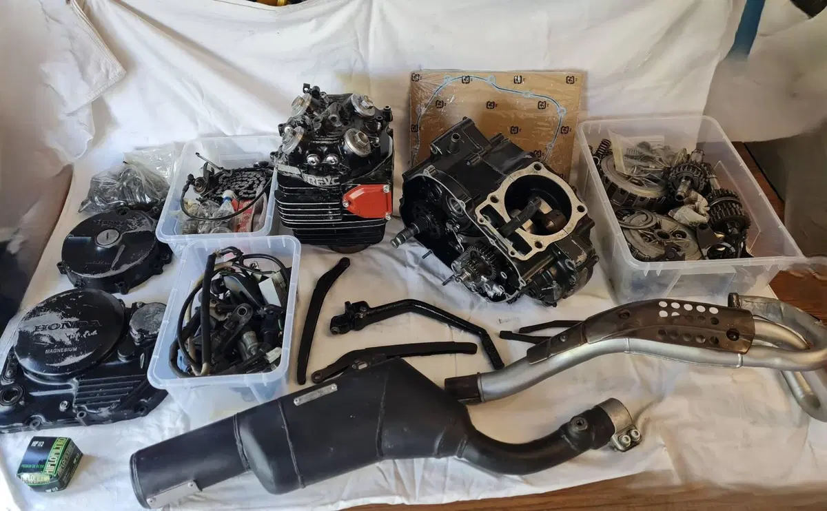 Motore e ricambi Honda XR 600 1986 (IN BLOCCO)