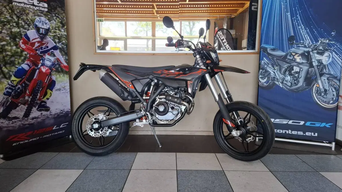 Betamotor RR 125 4T Motard T (2025 - 26) (3)