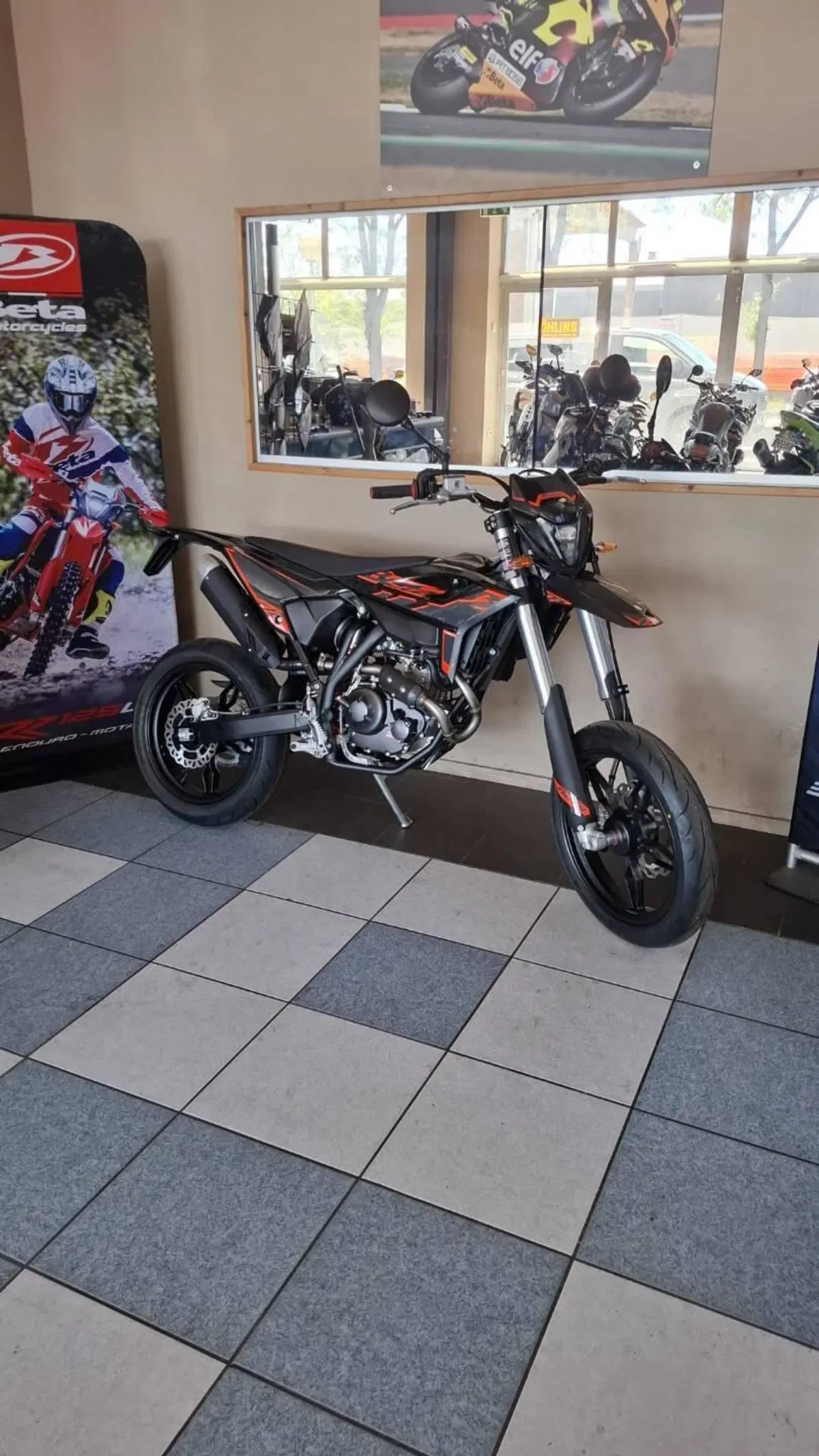 Betamotor RR 125 4T Motard T (2025 - 26) (6)