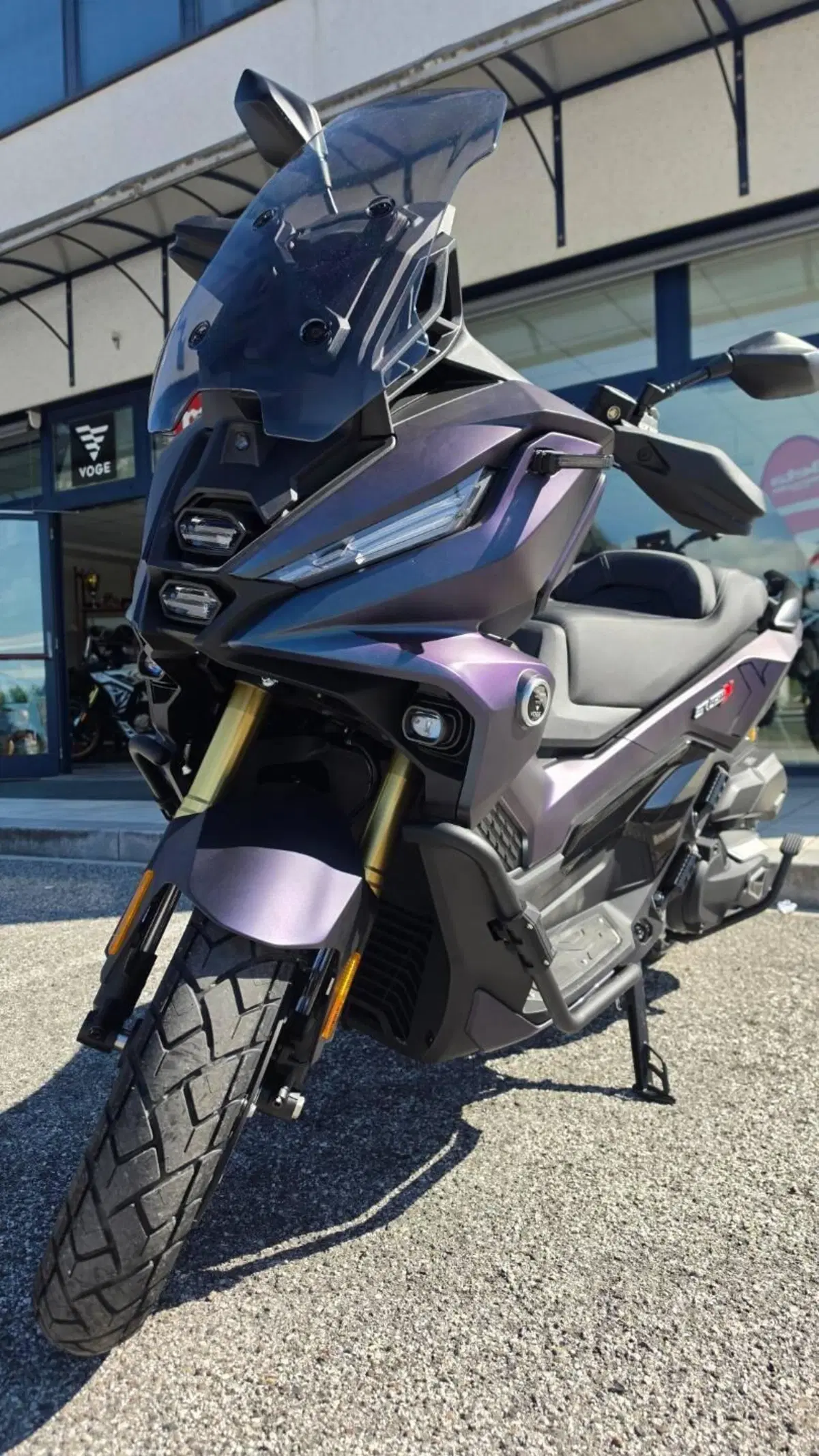Voge SR450X (2026) (2)