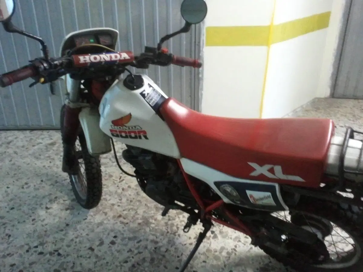 Honda xrl600 (2)