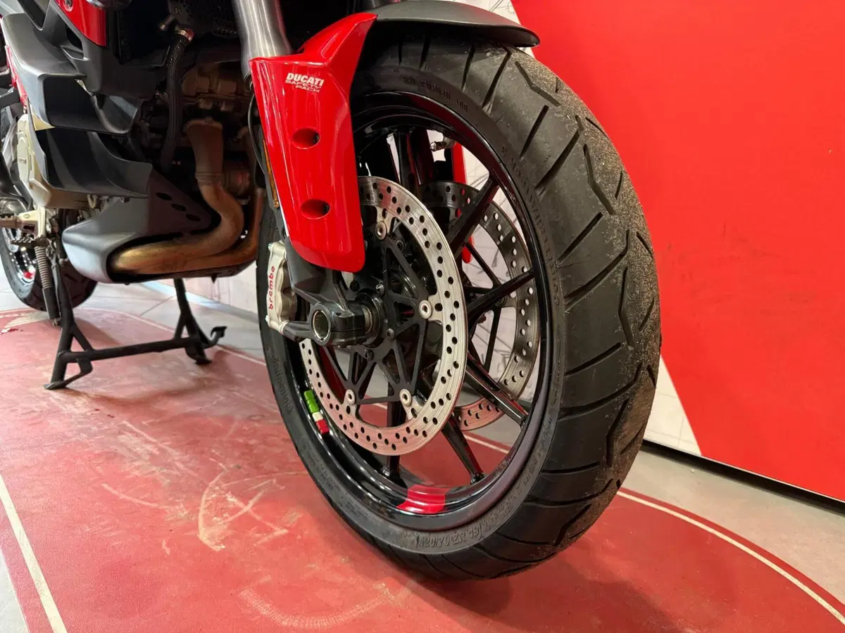 Ducati Multistrada V4 S (2021 - 24) (11)