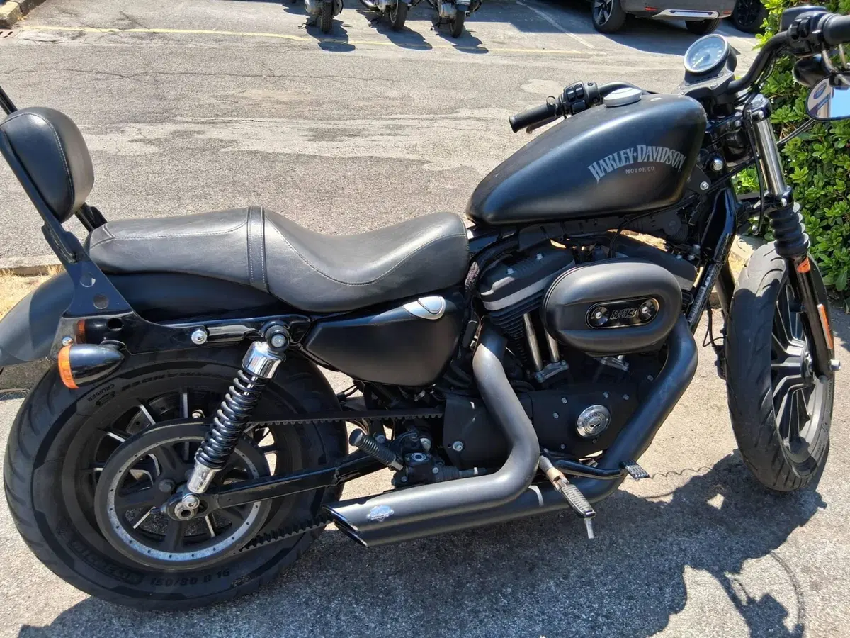 Harley-Davidson 883 Iron (2014 - 16) - XL 883N