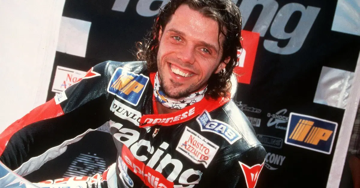 ESCLUSIVO - La storia di Loris Capirossi: la Golf distrutta a 10 anni, Valentino Rossi 'mi deve ancora un milione!' [VIDEO]