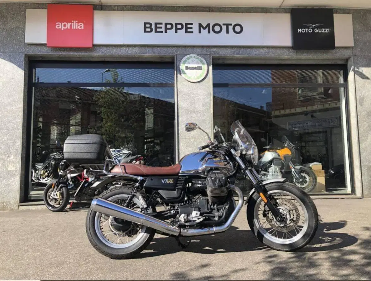 Moto Guzzi V7 III Anniversario (2017 - 18)