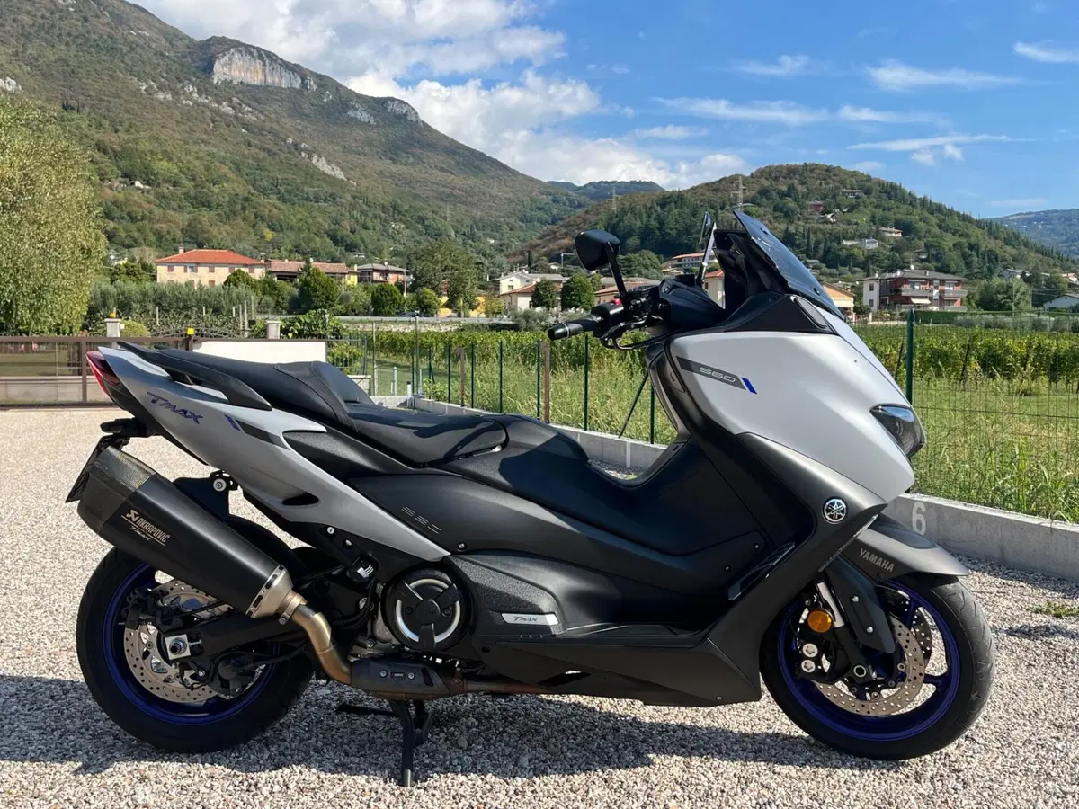 Yamaha T-Max 560 (2020 - 21)