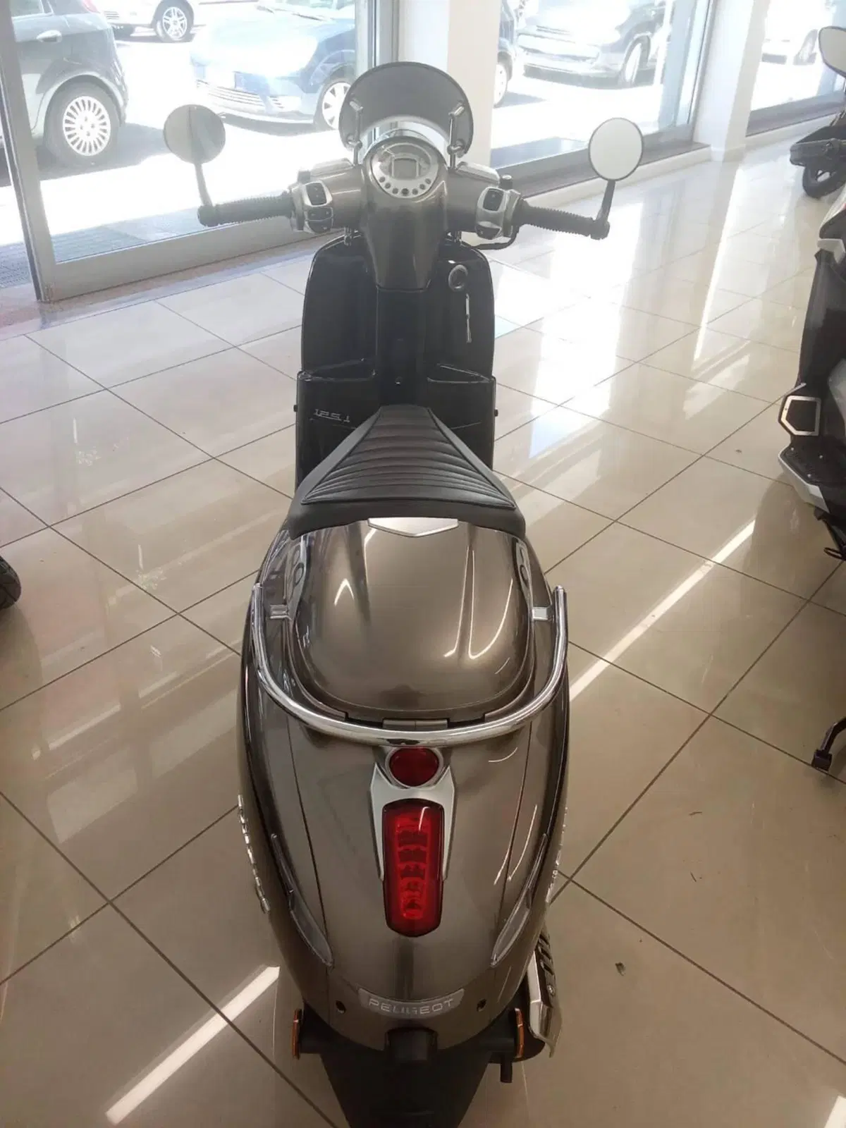 Peugeot Django 125 Classic Cafe Racer (2025 - 26) (5)