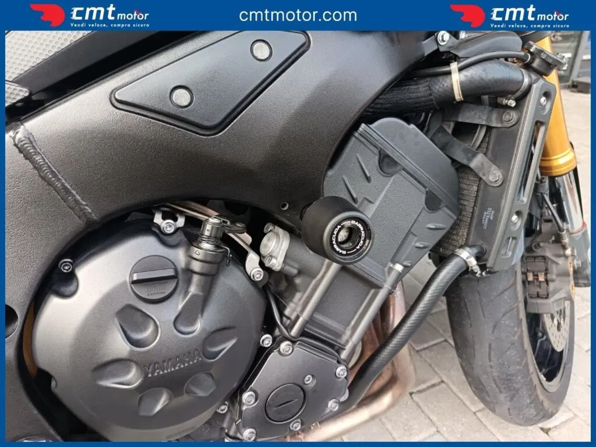 Yamaha FZ8 (2010 - 12) (7)