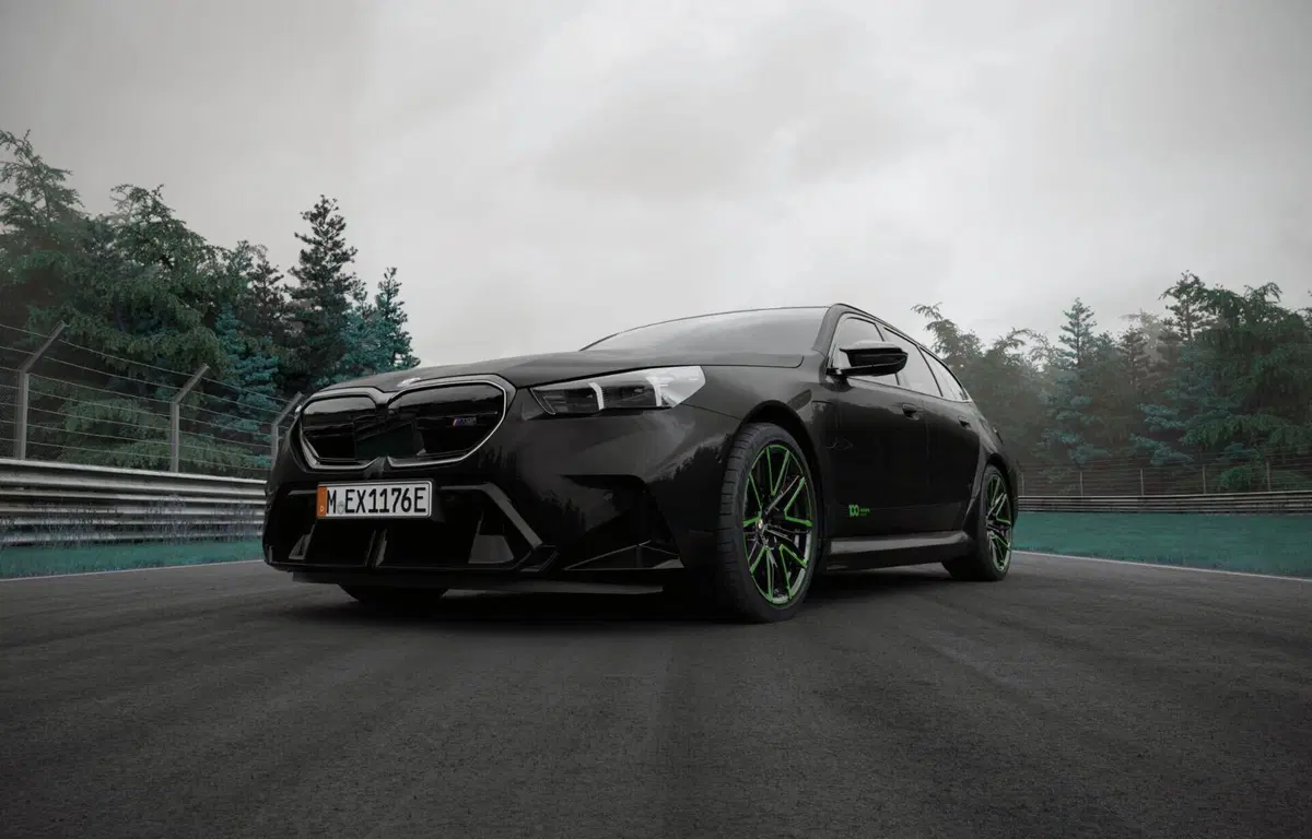 BMW festeggia un compleanno (9)