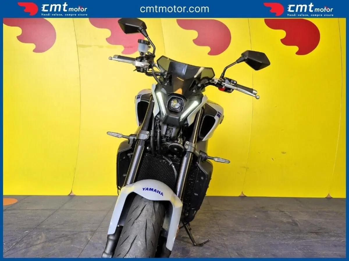 Yamaha MT-09 (2021 - 23) (6)