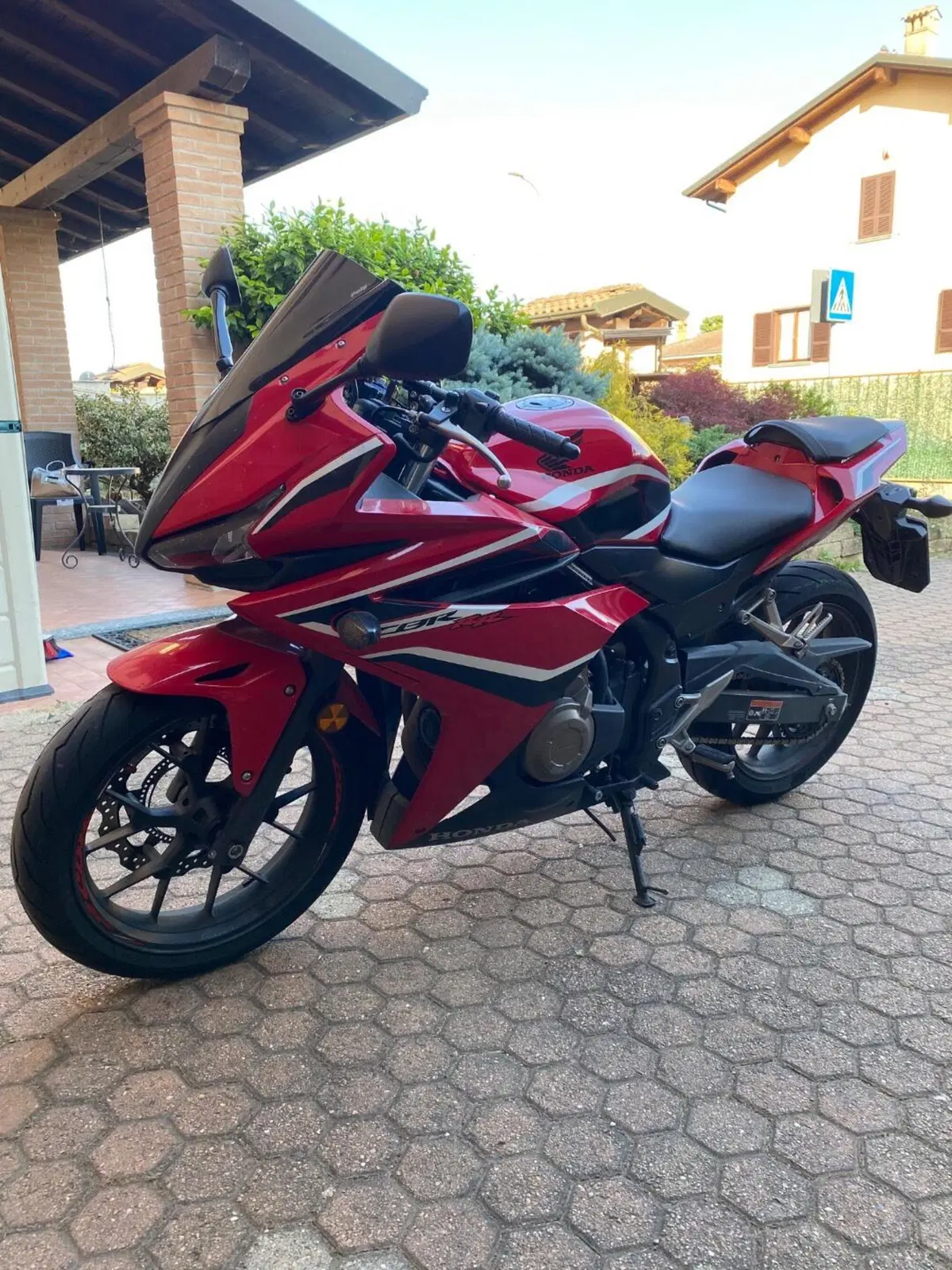 Honda CBR 500 R ABS (2017 - 18) (4)