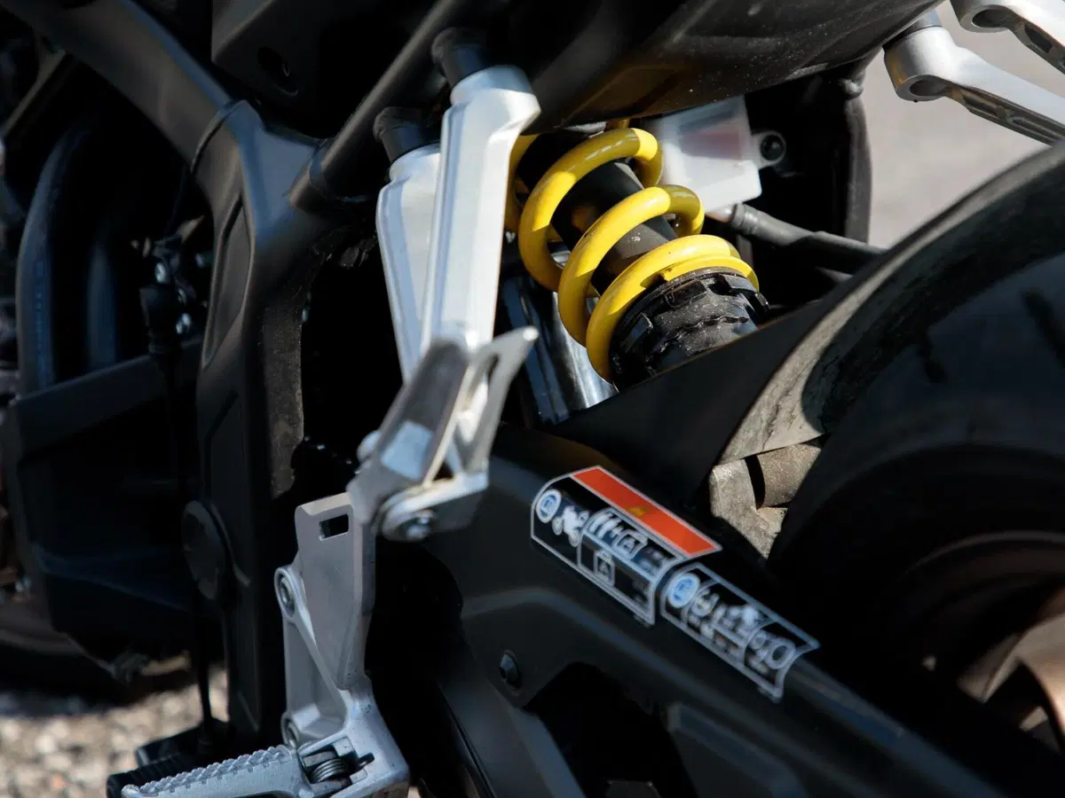 Honda CB 650 R (2021 - 23) (9)