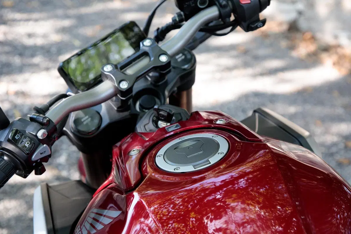 Honda CB 650 R (2021 - 23) (11)