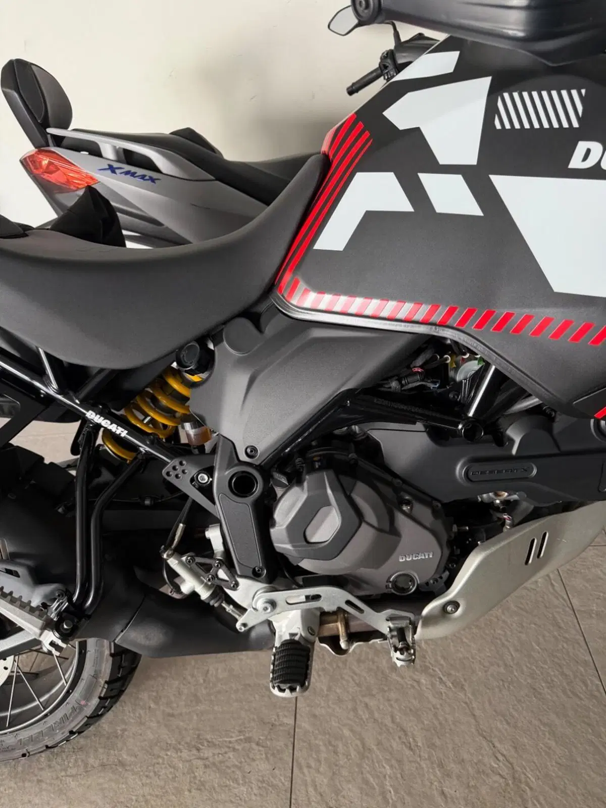 Ducati DesertX (2022 - 25) (4)