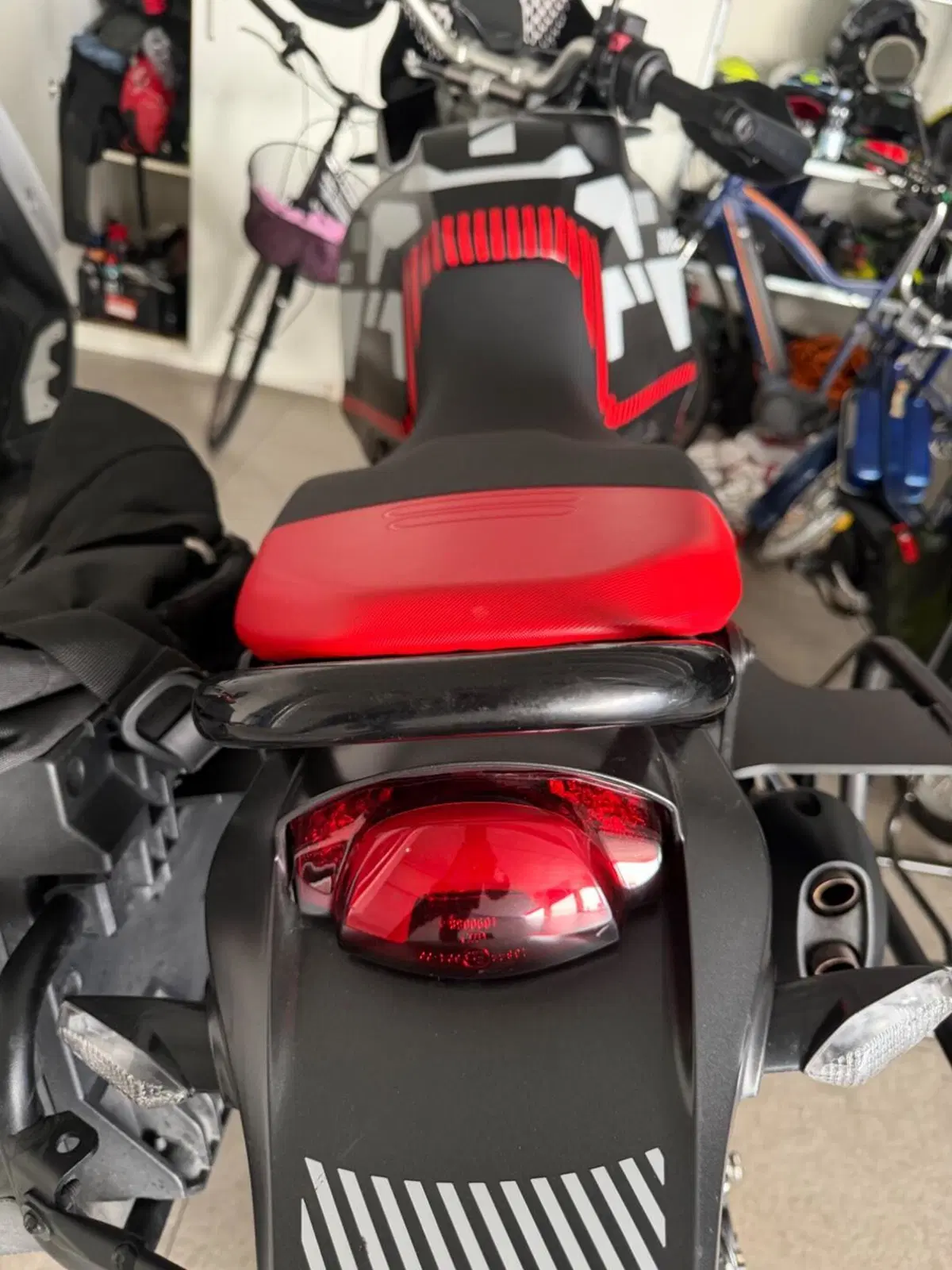 Ducati DesertX (2022 - 25) (5)