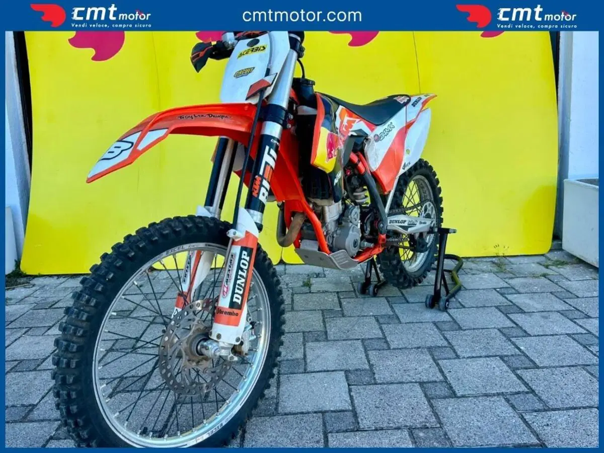 KTM 250 SX-F (2015) (2)