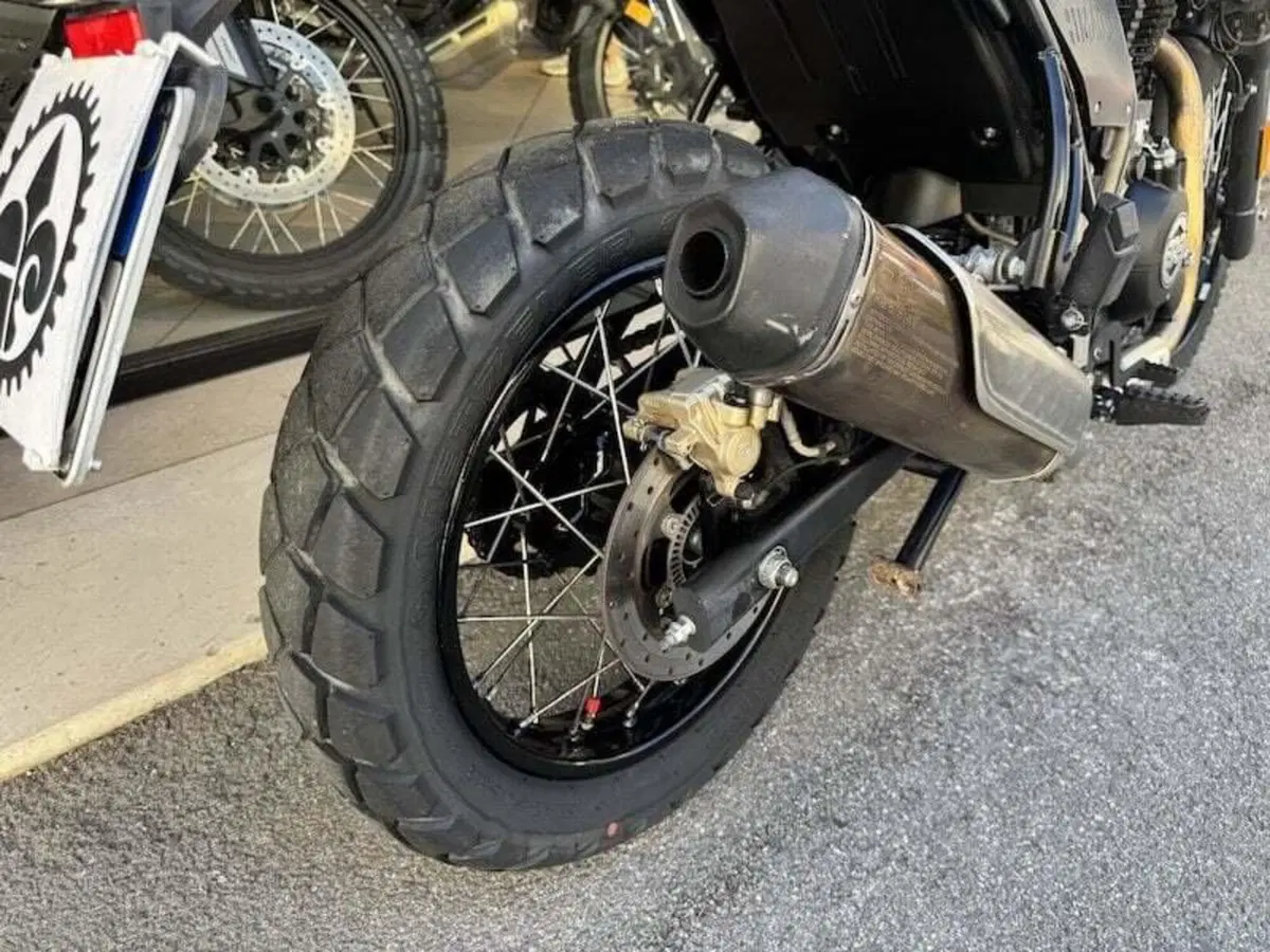 Royal Enfield Himalayan 411 (2017 - 20) (2)
