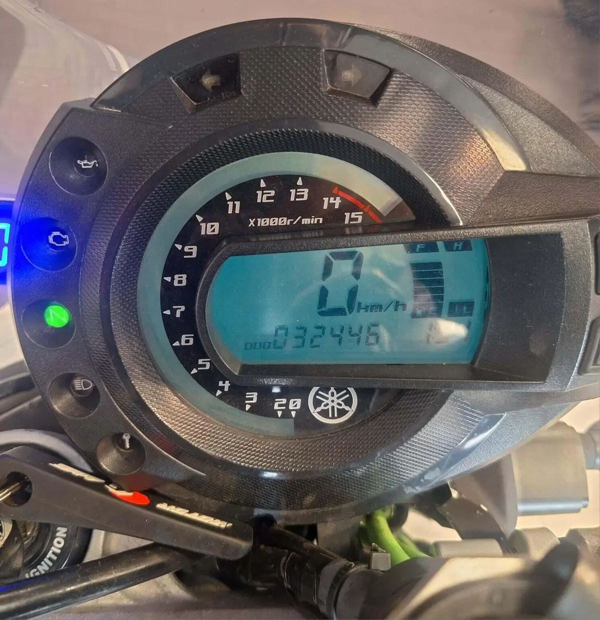 Yamaha FZ6 (2004 - 07) (4)