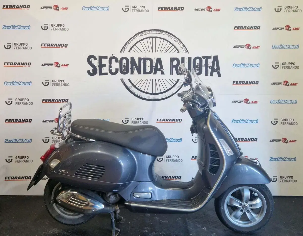 Vespa GTS 300 Touring Hpe (2021 - 22)