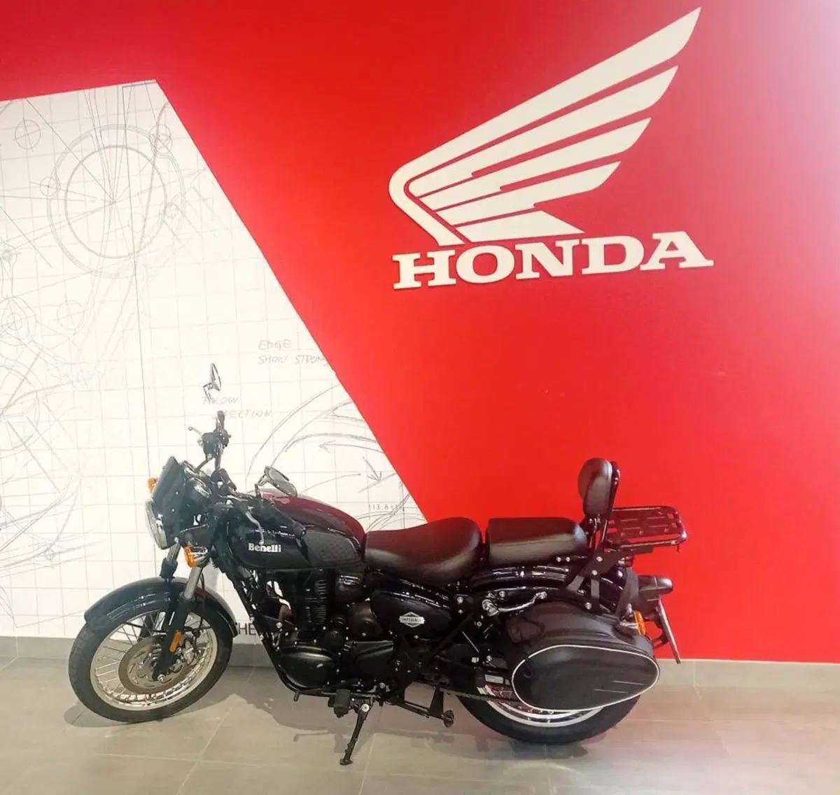 Benelli Imperiale 400 (2021 - 25) (2)