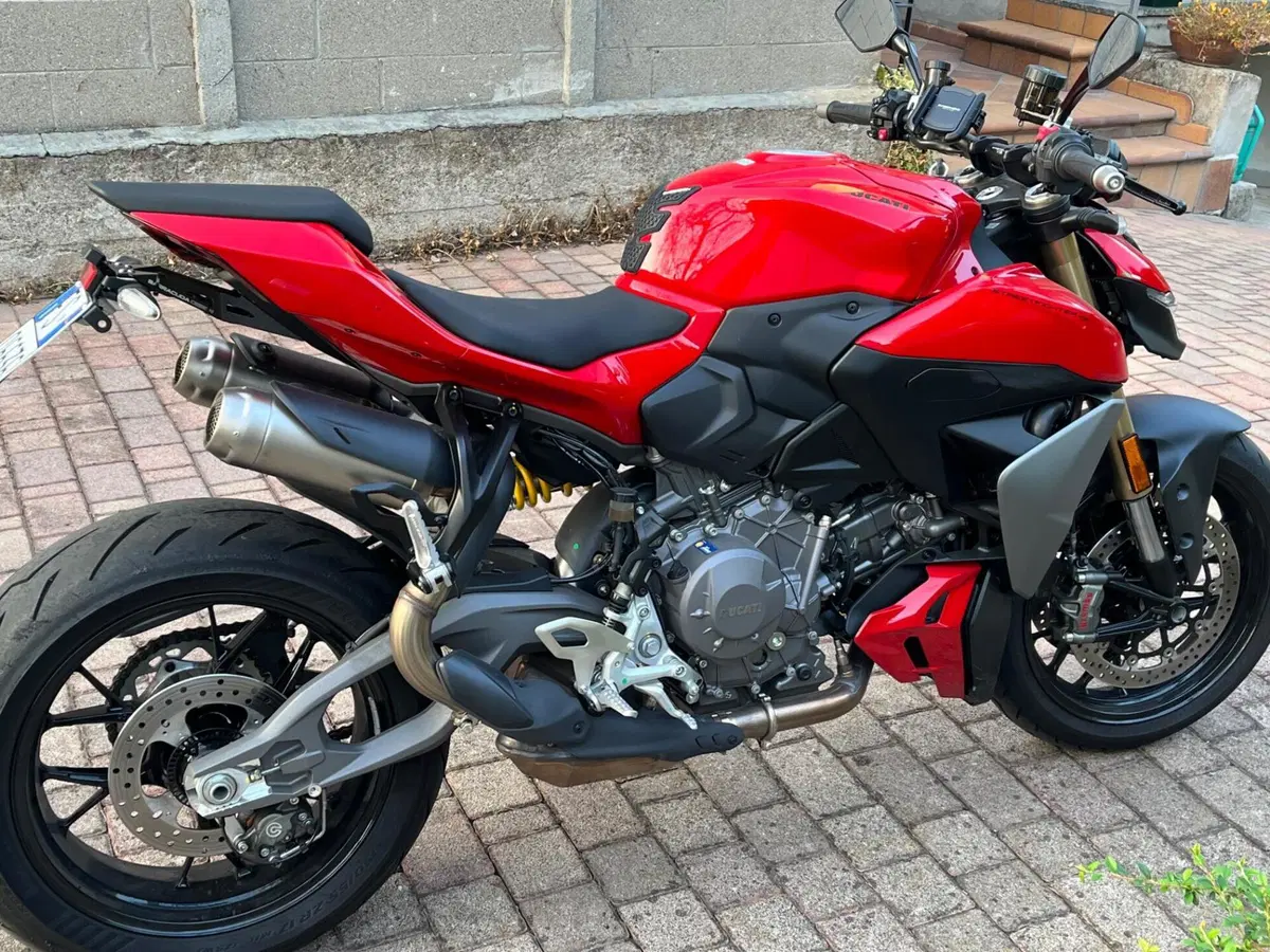 Ducati Streetfighter V2 (2025 - 26) (4)