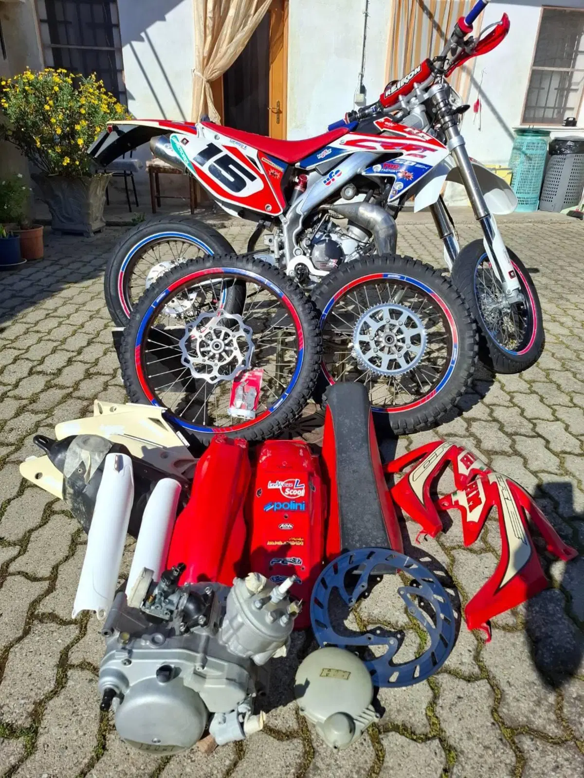 HM CRE 50 Six Competition (2011 - 15) (3)