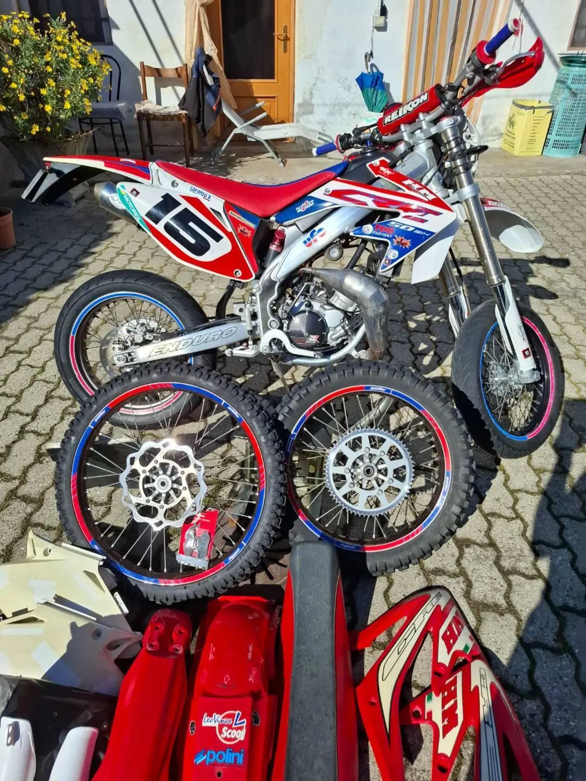 HM CRE 50 Six Competition (2011 - 15) (4)