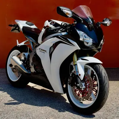 Honda CBR 1000 RR Fireblade (2008 - 11) usata