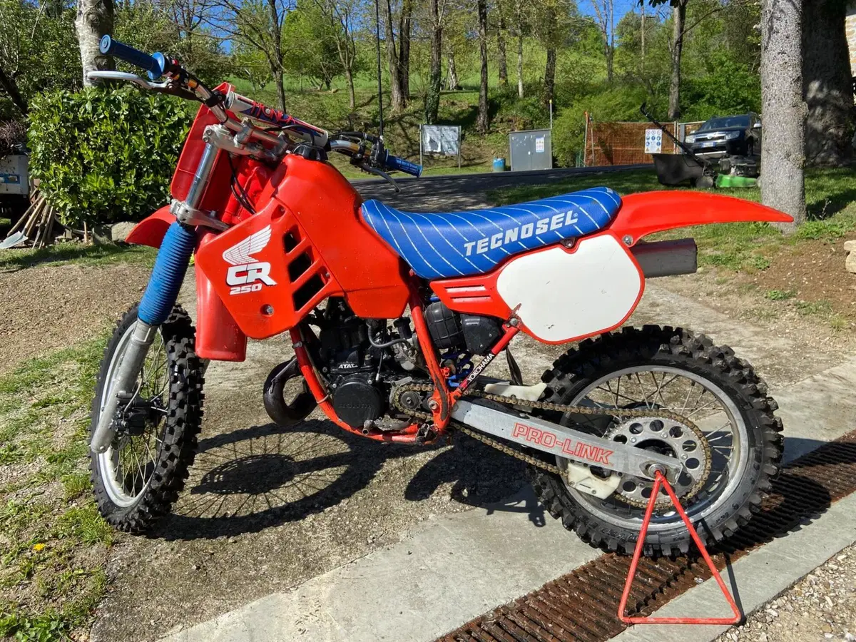 Honda CR  (3)