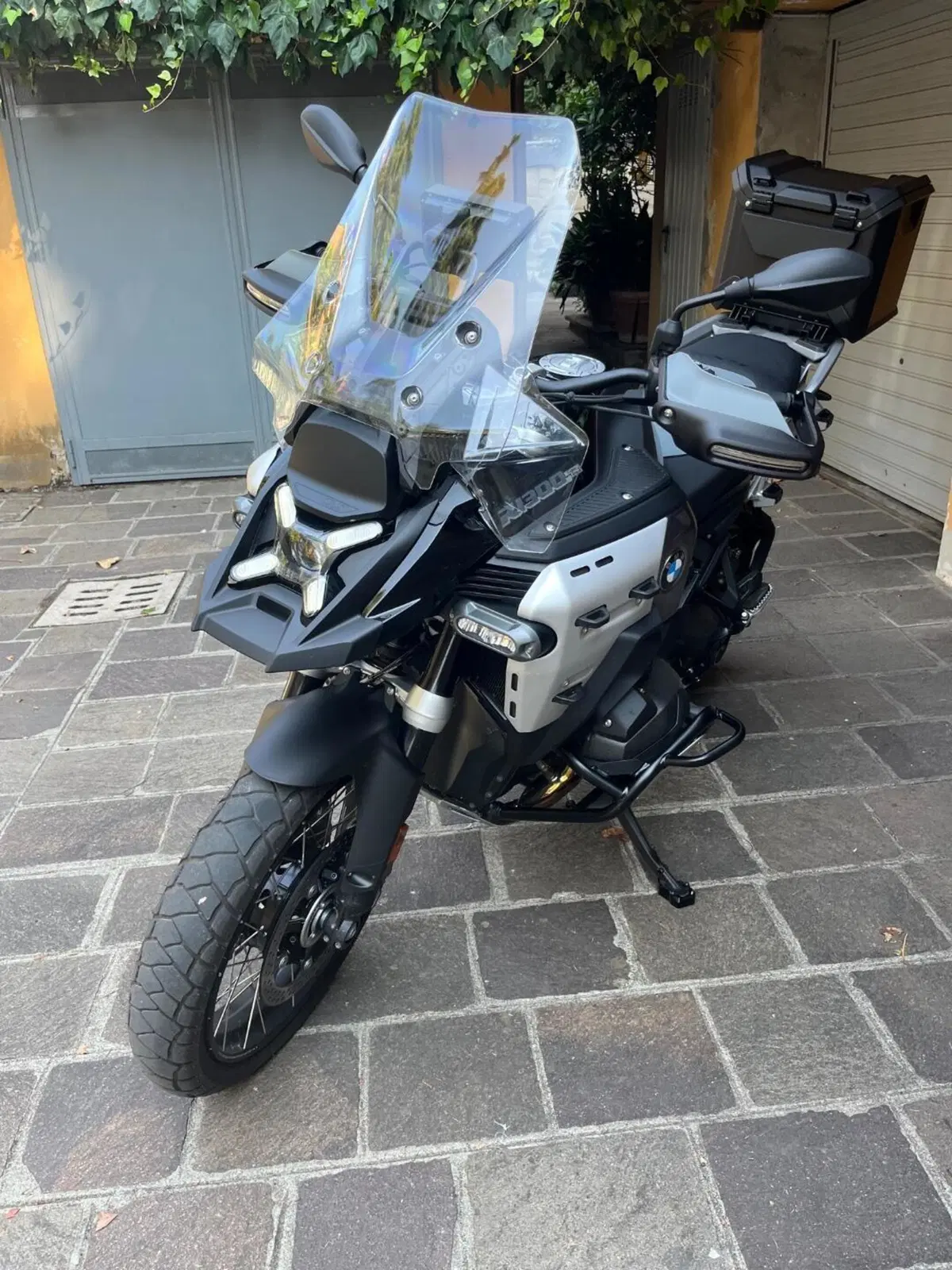 Bmw R 1300 GS Adventure ASA (2025 - 26) (7)