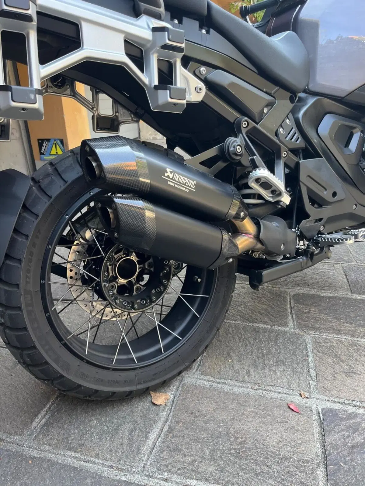 Bmw R 1300 GS Adventure ASA (2025 - 26) (9)