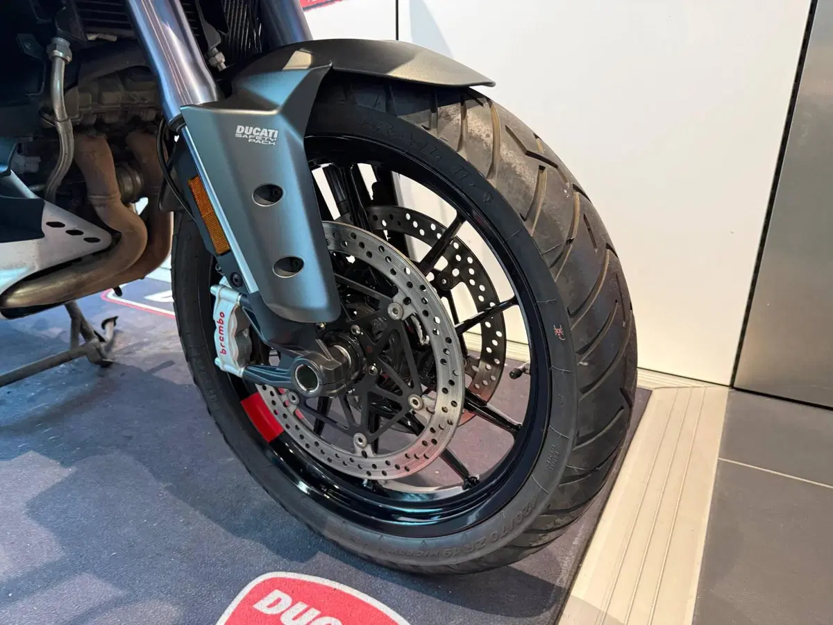 Ducati Multistrada V4 S (2021 - 24) (3)
