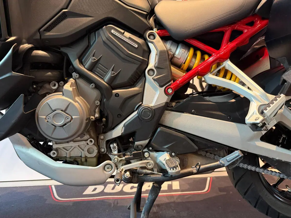 Ducati Multistrada V4 S (2021 - 24) (11)
