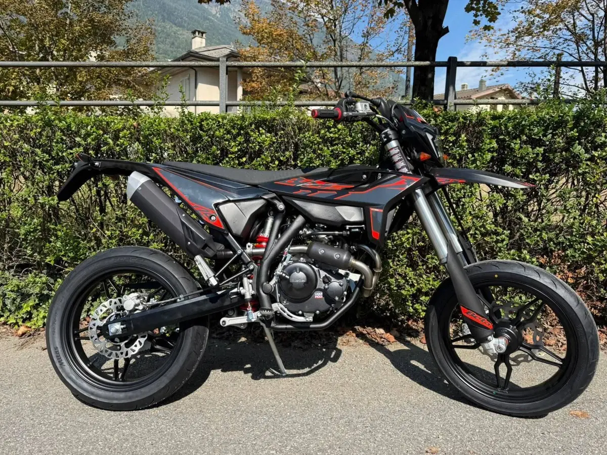 Betamotor RR 125 4T Motard T (2025 - 26)